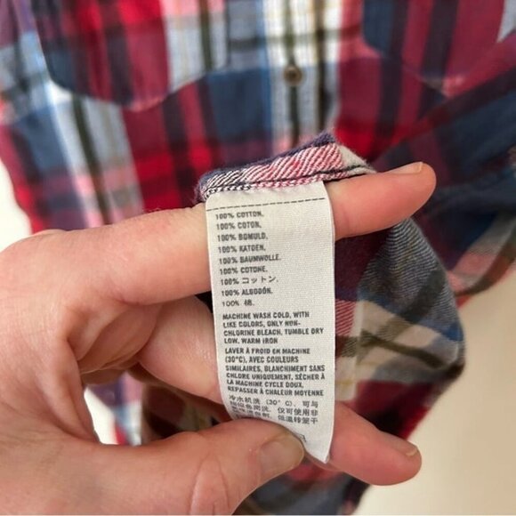 Abercrombie & Fitch Red White Blue Plaid Button Down Cut Off Shirt Size Medium - Picture 3 of 5